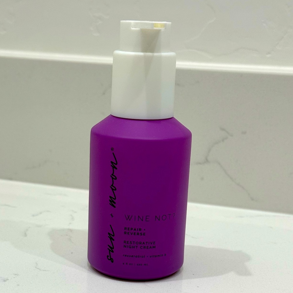 Sun and Moon repair and reverse restorative night cream